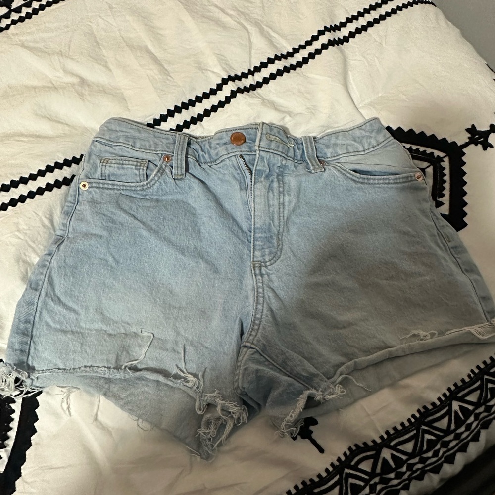 Vintage midi jean shorts
